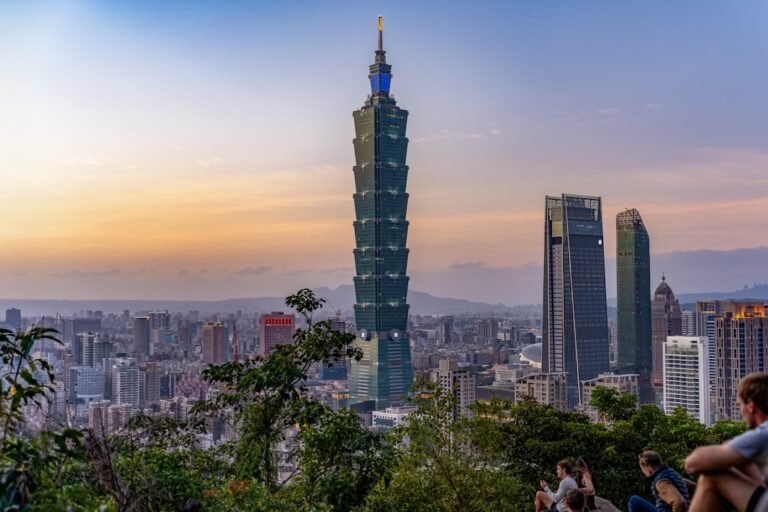 Hiking in Taiwan (Level F)