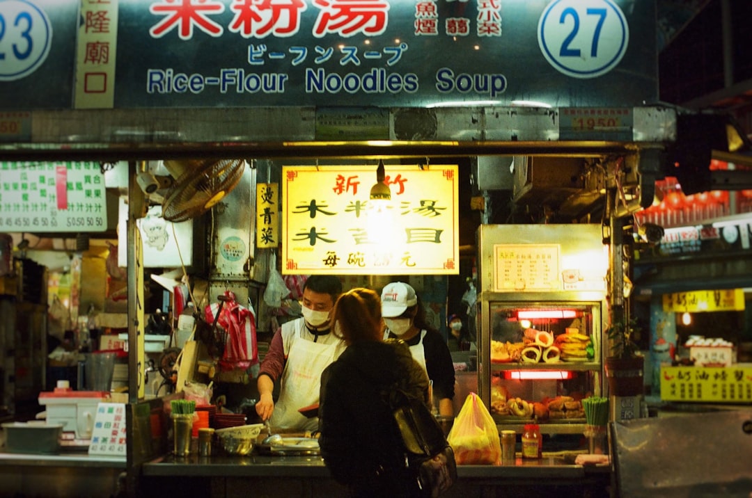 Night Market - ESL worksheet reading activity