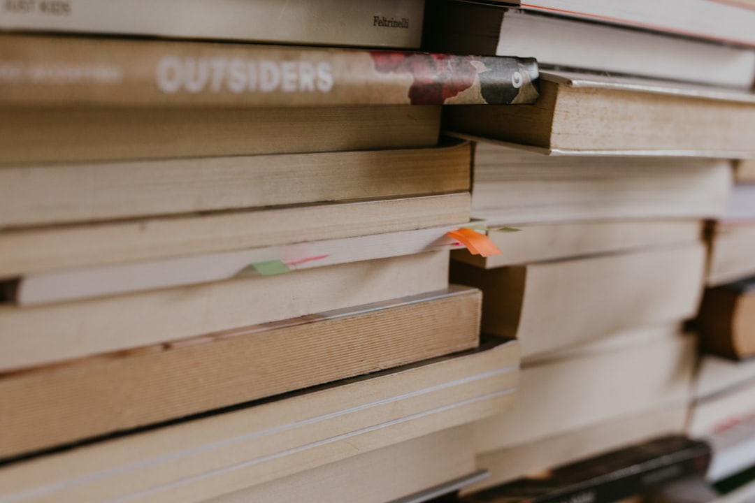 Essential English study materials and books for Taiwan learners