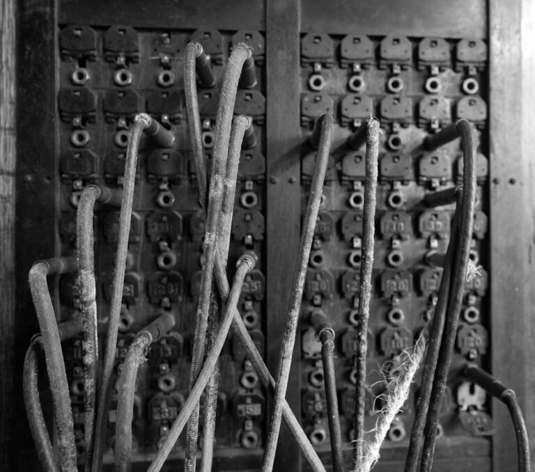 總機接線生 中文閱讀學習單 |中級 ESL 工作表