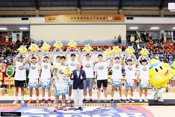開南中學籃球隊 HBL 乙級冠軍 trophy Kainan basketball team