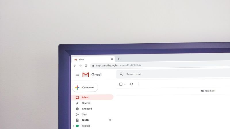 Sending a cover letter in the email body 求職信 email 開頭