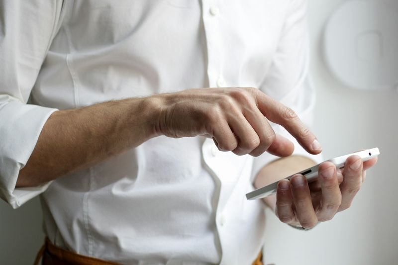 打電話英文 Taiwan professional dialing business call on smartphone