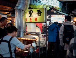 Night Markets in Taiwan ESL Worksheet — Elementary Level C Reading PDF