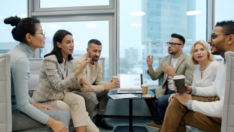 Phrasal verbs in office conversation between colleagues