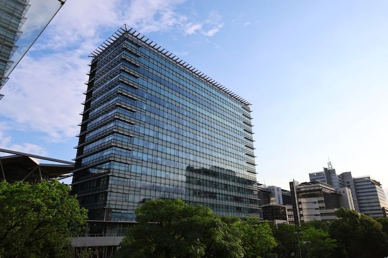 Taipei office building 離職英文 leaving a job in Taiwan business district