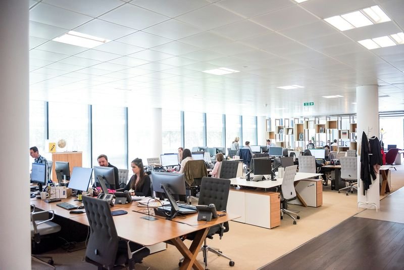 Taiwan office workers using business English abbreviations daily