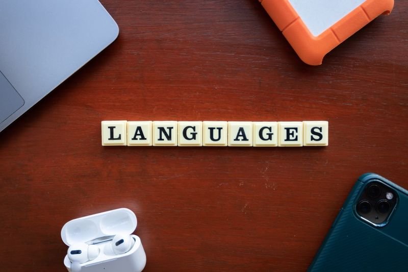 language learning study guide for false friends in English