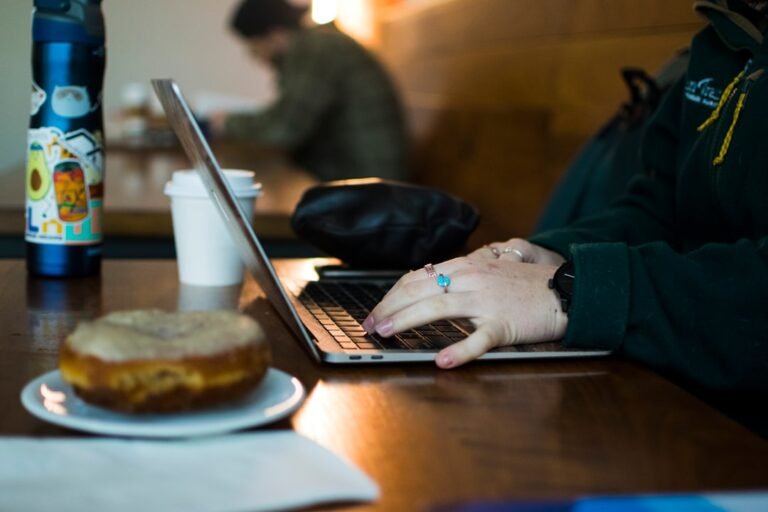 The Gig Economy and Freelance Work | Elementary ESL Reading Worksheet PDF